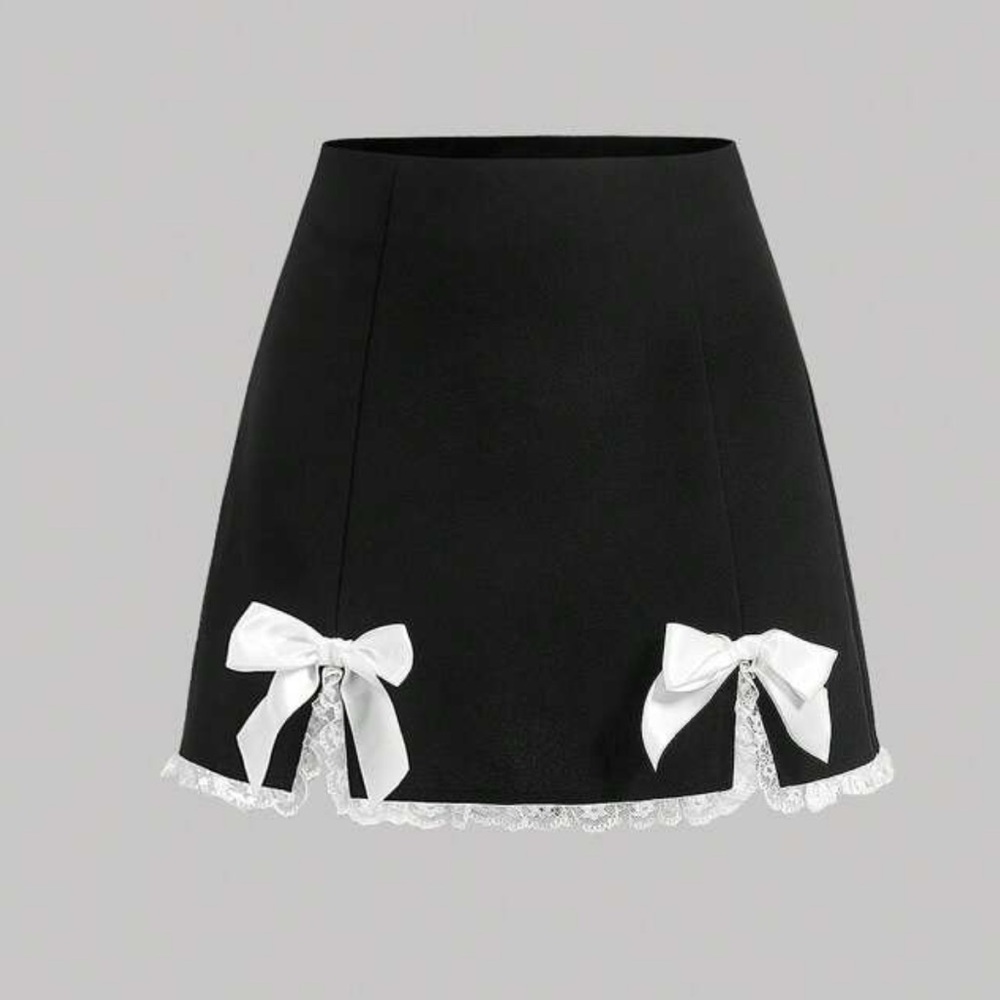 SHEIN Black Mini Skirt with White Bow Details